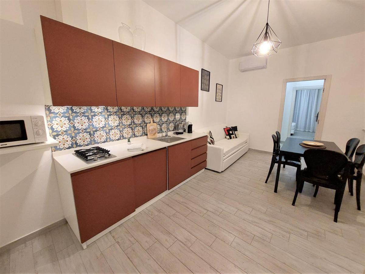 Leone Apartments Palermo Buitenkant foto